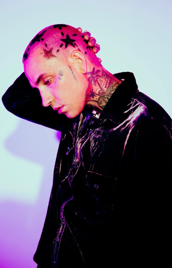 blackbear, press photograph.