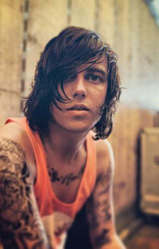 Kellin Quinn, press photograph.